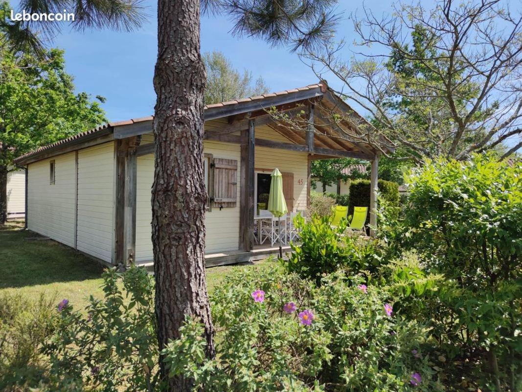 Maison Entièrement Rénové. Environnement Calme Piscine Chauffée Chalet
